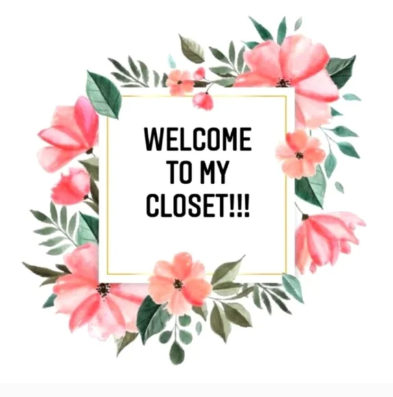 NWT Vince Camuto Blooming Floral Flutter Sleeve Blouse with Ruffled Details - Picture 11 of 14